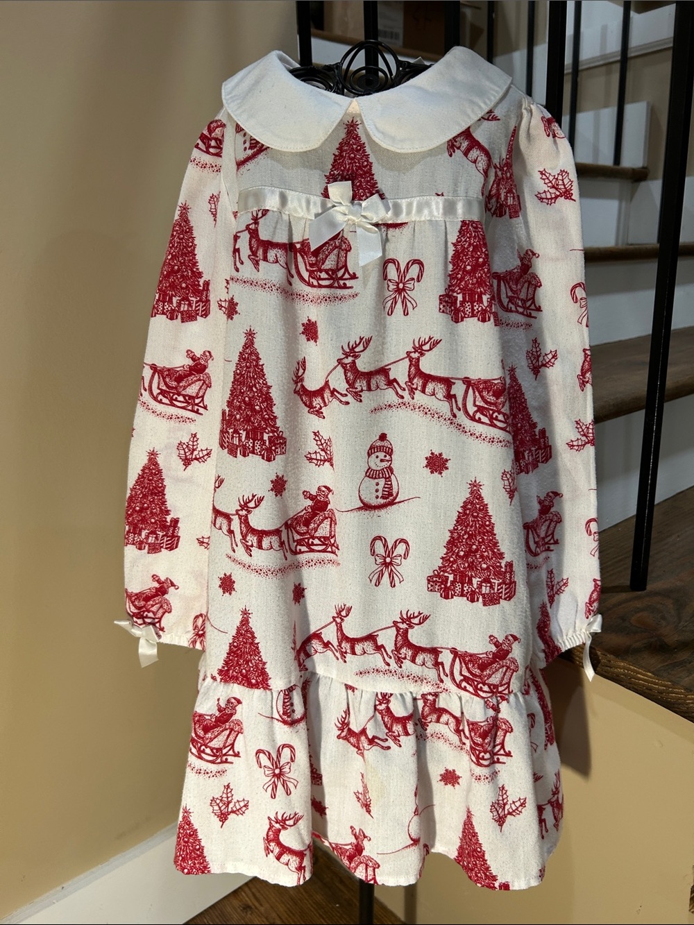 Gymboree S (5-6) girls White red Red Holiday Print Girls Nightgown